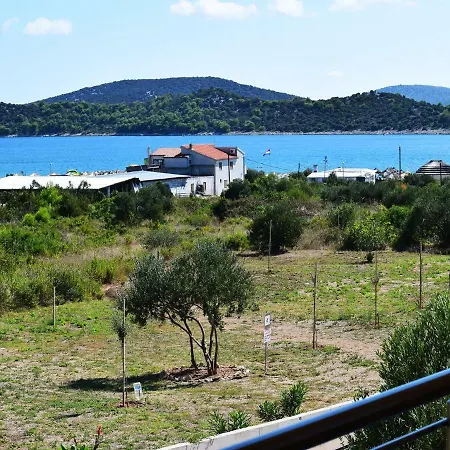 Iva * Tribunj (Sibenik-Knin)